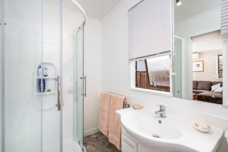 Photo of property in 1 Iris Street, Snells Beach, 0920