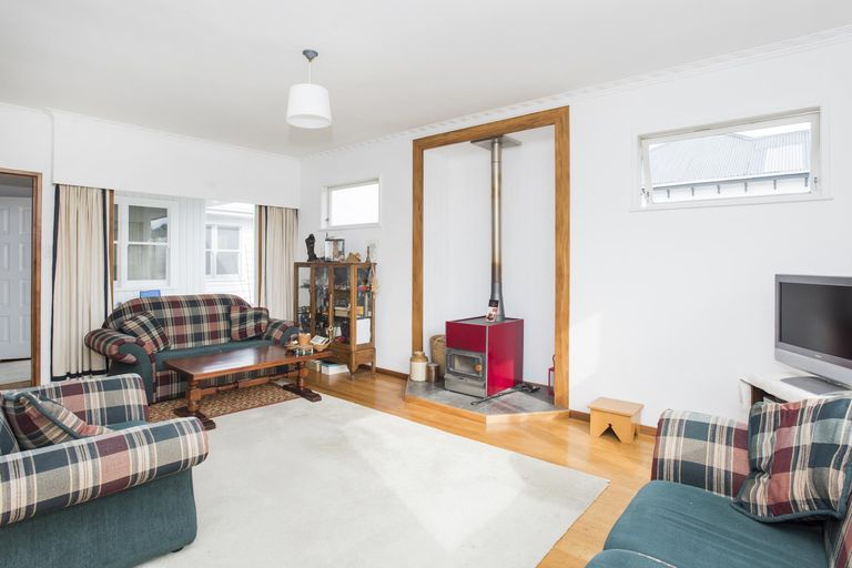 Photo of property in 254 Whitaker Street, Whataupoko, Gisborne, 4010