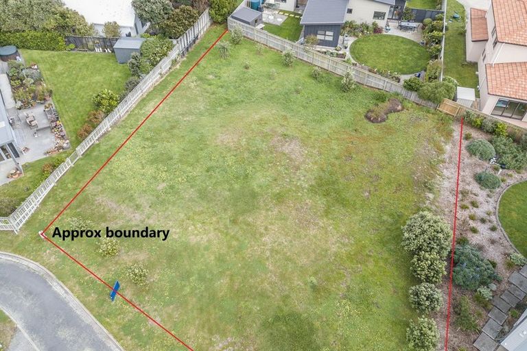 Photo of property in 10 Marram Way, Peka Peka, Waikanae, 5391