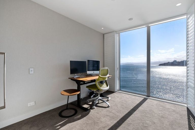 Photo of property in Clyde Quay Wharf, 3d/1 Clyde Quay Wharf, Te Aro, Wellington, 6011