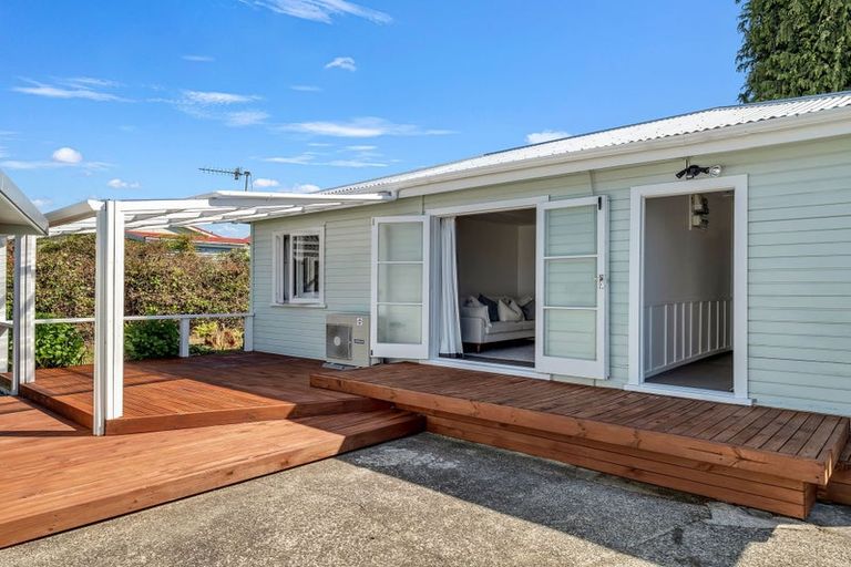 Photo of property in 5 Sunrise Avenue, Owhata, Rotorua, 3010