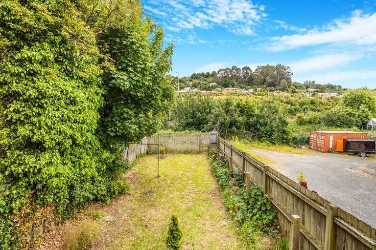 Photo of property in 372 South Road, Caversham, Dunedin, 9012