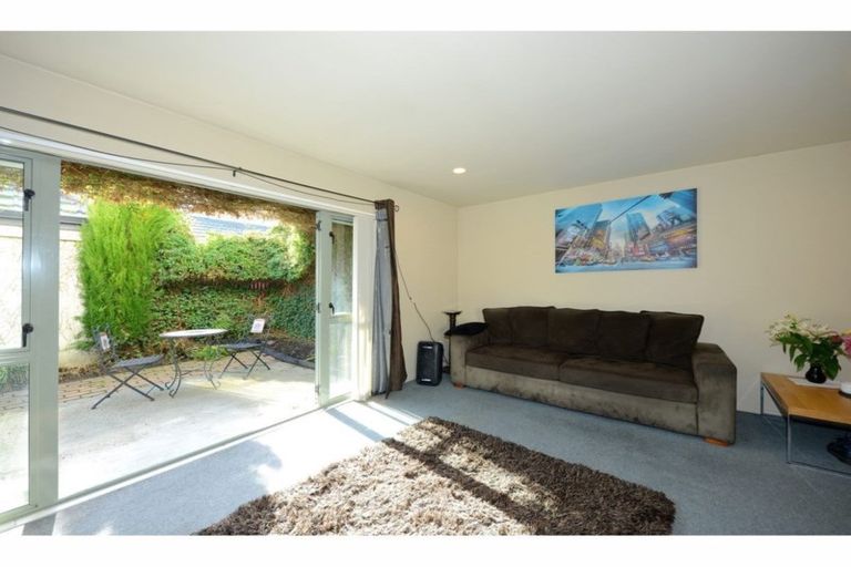 Photo of property in 2/64a Alexandra Street, Richmond, Christchurch, 8013