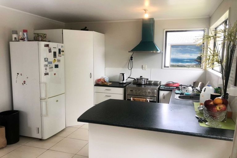 Photo of property in 2/5 Ebenezer Way, Clendon Park, Auckland, 2103