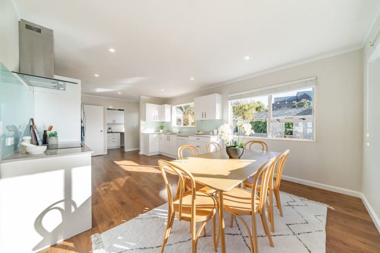 Photo of property in 18 Yarrow Place, Papakowhai, Porirua, 5024