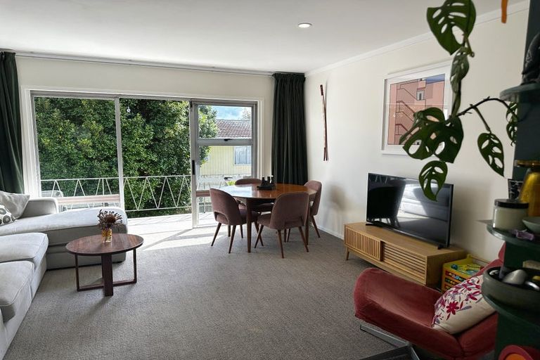Photo of property in 7/45 Blockhouse Bay Road, Avondale, Auckland, 1026