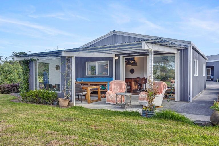 Photo of property in 170 Pomona Road, Kumeu, 0891
