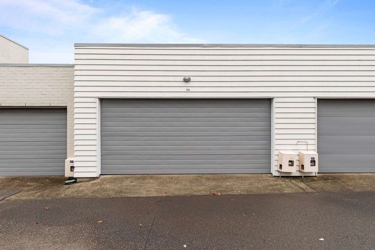 Photo of property in 74 Kuaka Drive, Takanini, 2112