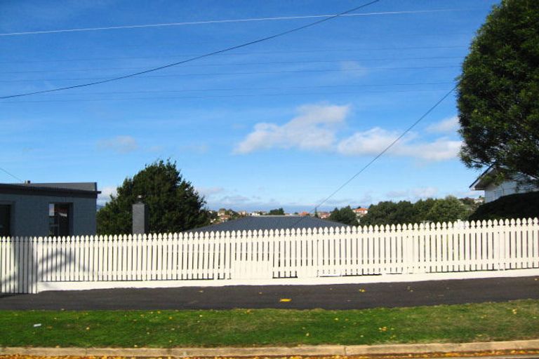 Photo of property in 108 Centennial Avenue, Helensburgh, Dunedin, 9010