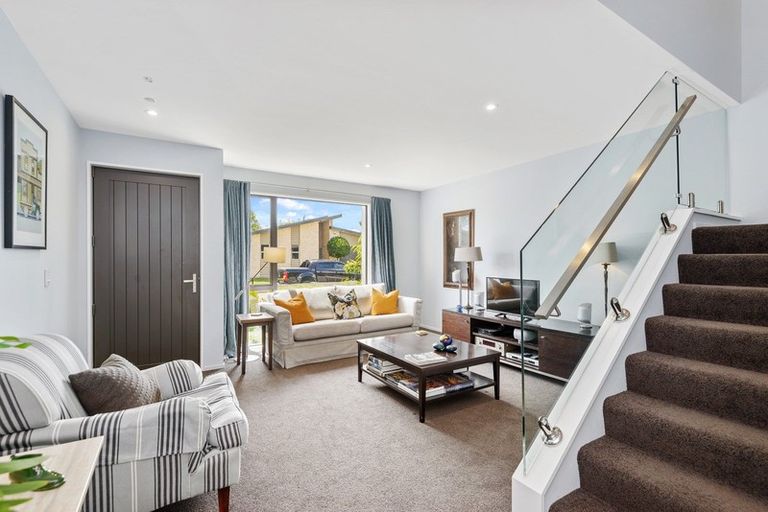 Photo of property in 8 Dave Jamieson Lane, Hillmorton, Christchurch, 8024