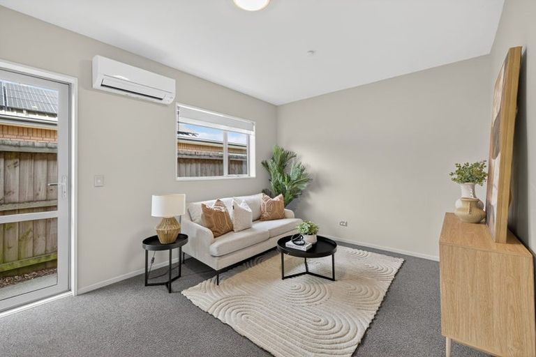 Photo of property in 15 Saint Peters Close, Woolston, Christchurch, 8062