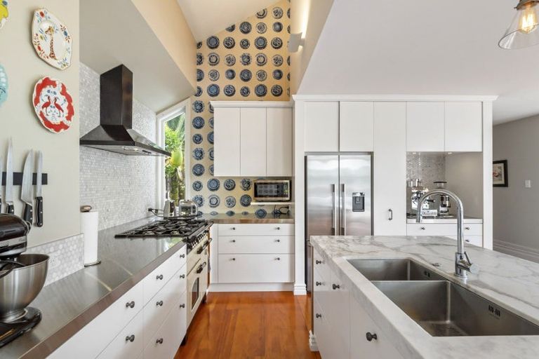 Photo of property in 73 St Marys Road, Saint Marys Bay, Auckland, 1011