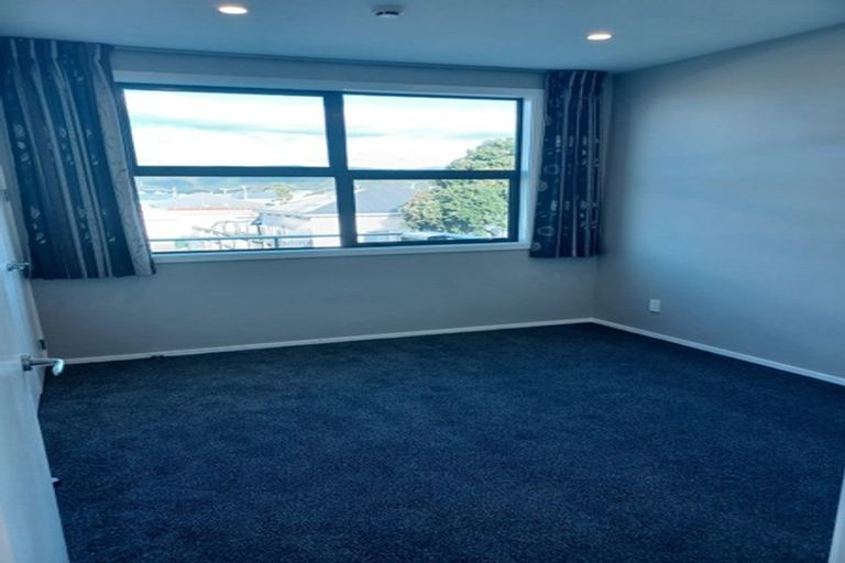 Photo of property in Petone Dental Centre, 1/374 Jackson Street, Petone, Lower Hutt, 5012