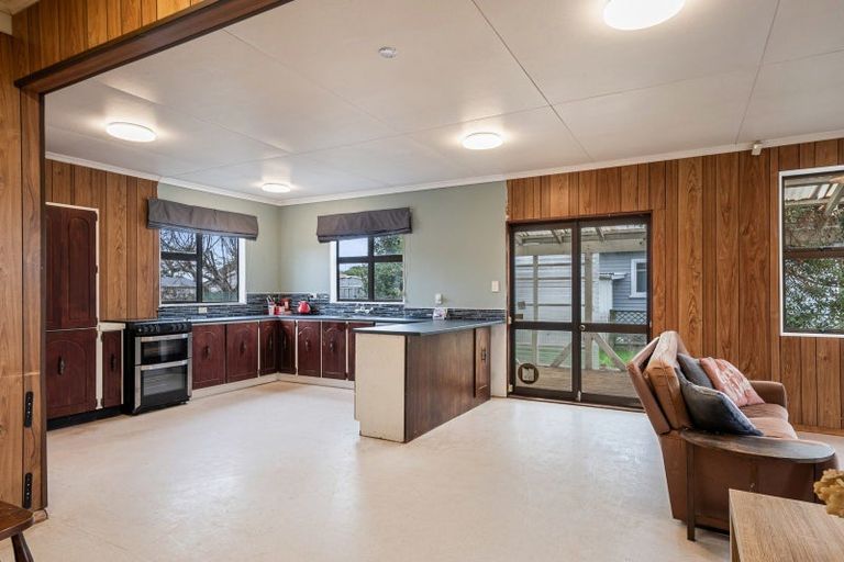 Photo of property in 24 Trafalgar Street, Levin, 5510