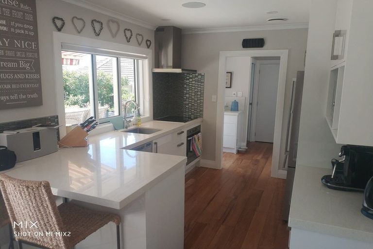 Photo of property in 2/1 Willow Way, Sunnyhills, Auckland, 2010