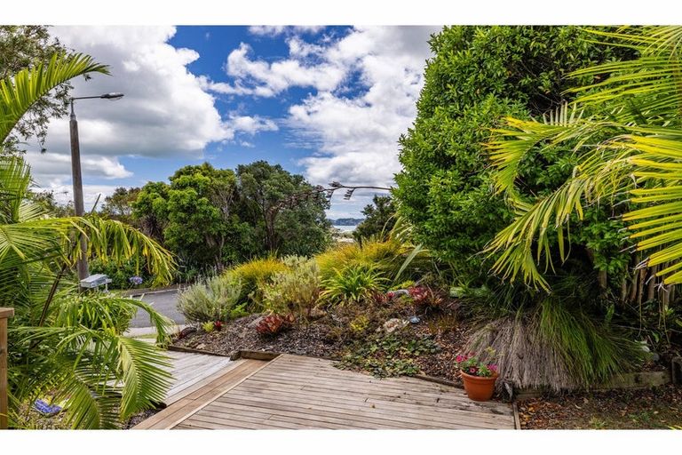 Photo of property in 19 Tui Grove, Paihia, 0200