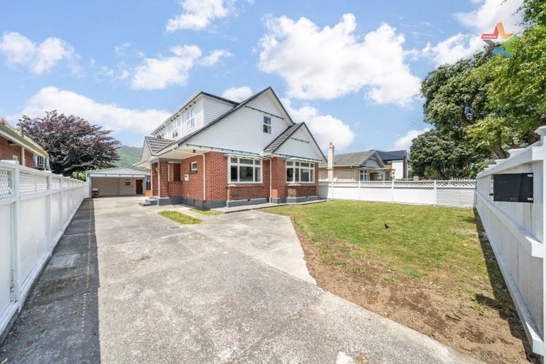 Photo of property in 44 Cambridge Terrace, Waiwhetu, Lower Hutt, 5010