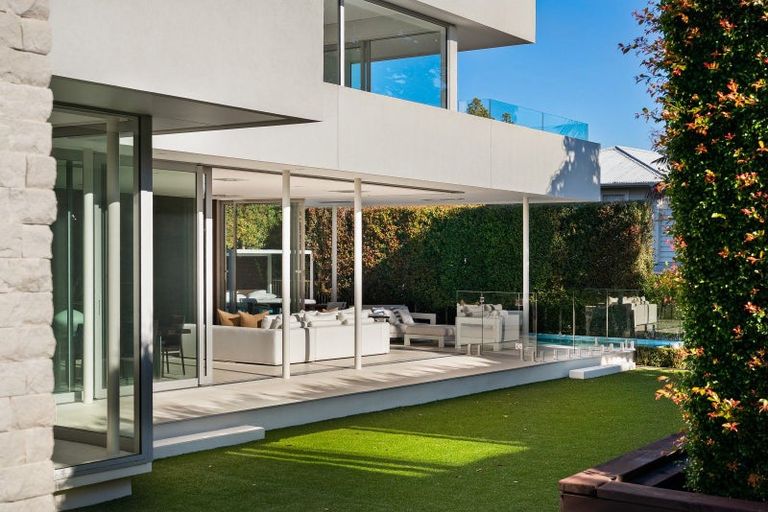 Photo of property in 10a Cremorne Street, Herne Bay, Auckland, 1011