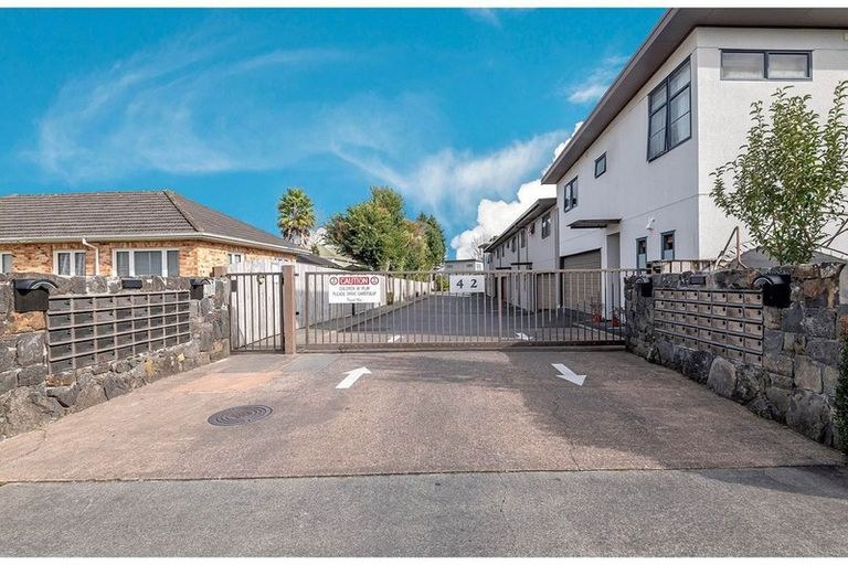 Photo of property in 40/42 Holly Street, Avondale, Auckland, 1026