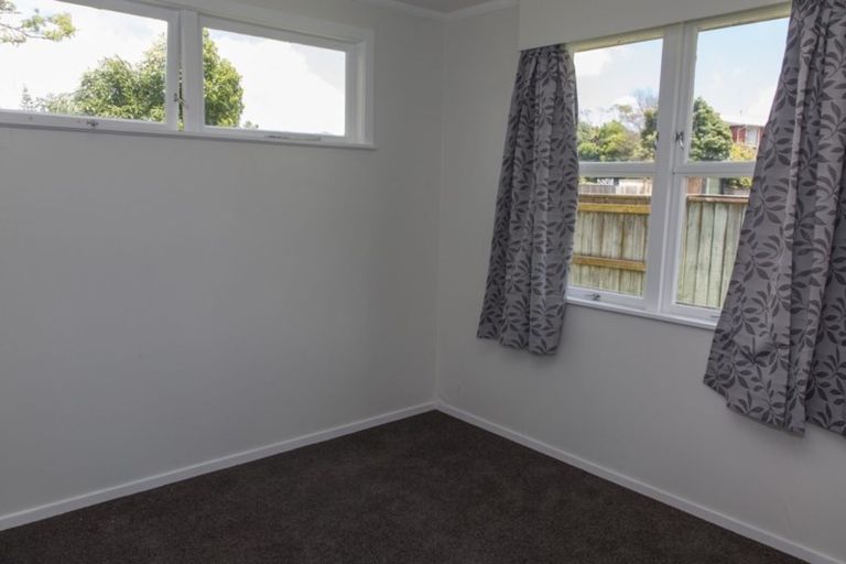 Photo of property in 1 Patea Place, Terrace End, Palmerston North, 4410