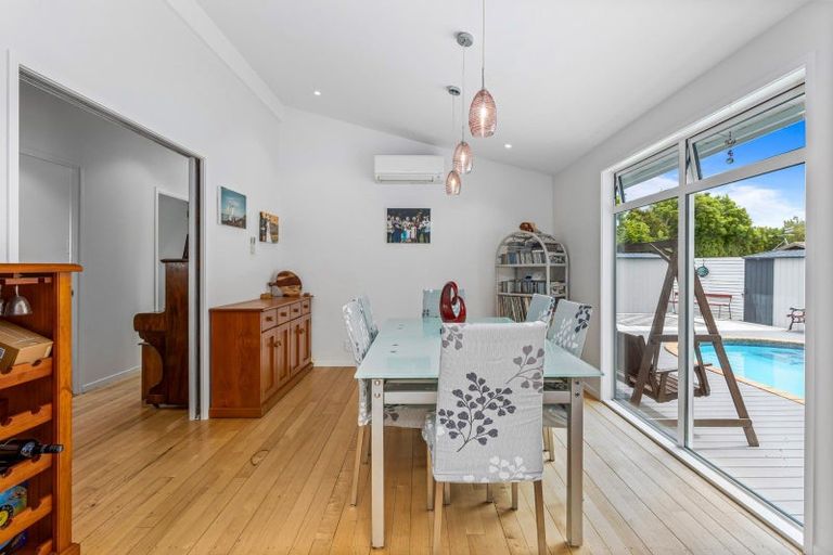 Photo of property in 210 Royal Road, Massey, Auckland, 0614