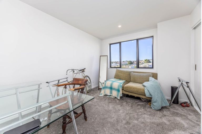 Photo of property in 10/1120 New North Road, Mount Albert, Auckland, 1025