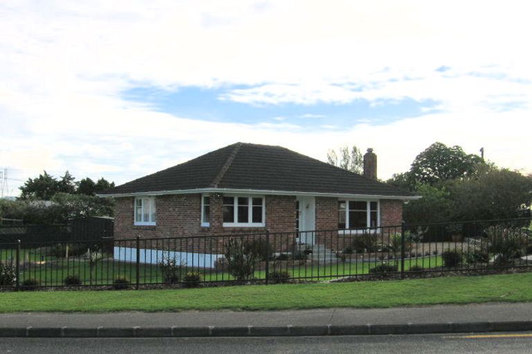 Photo of property in 68 Titoki Street, Te Atatu Peninsula, Auckland, 0610