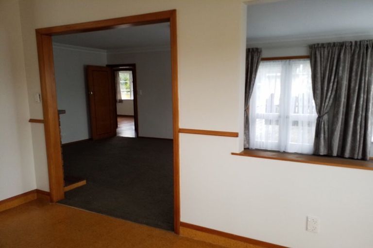 Photo of property in 28 Saint Annes Street, Levin, 5510