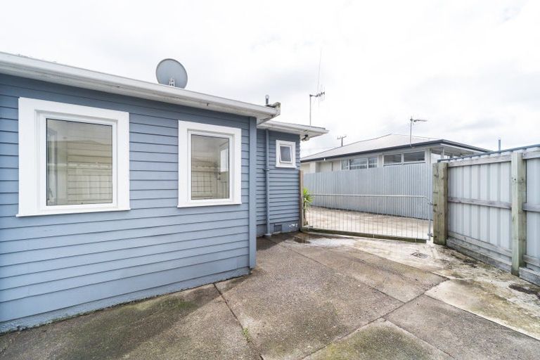 Photo of property in 43 Fairs Road, Milson, Palmerston North, 4414