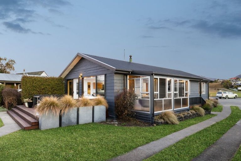 Photo of property in 140 Aubrey Road, Wanaka, 9305