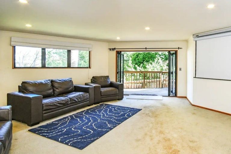 Photo of property in 90 Pah Road, Cockle Bay, Auckland, 2014