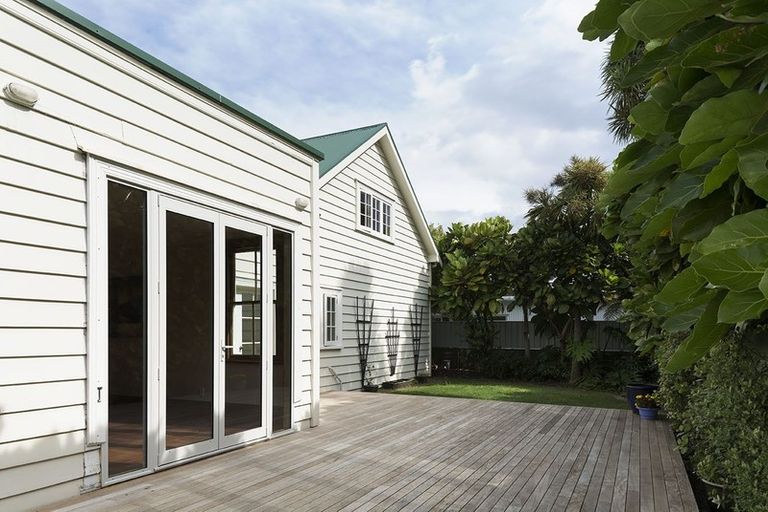 Photo of property in 32 Bellevue Road, Mount Eden, Auckland, 1024