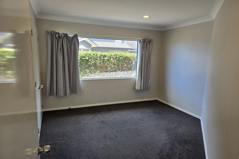 Photo of property in 8 Sunburst Avenue, Snells Beach, 0920
