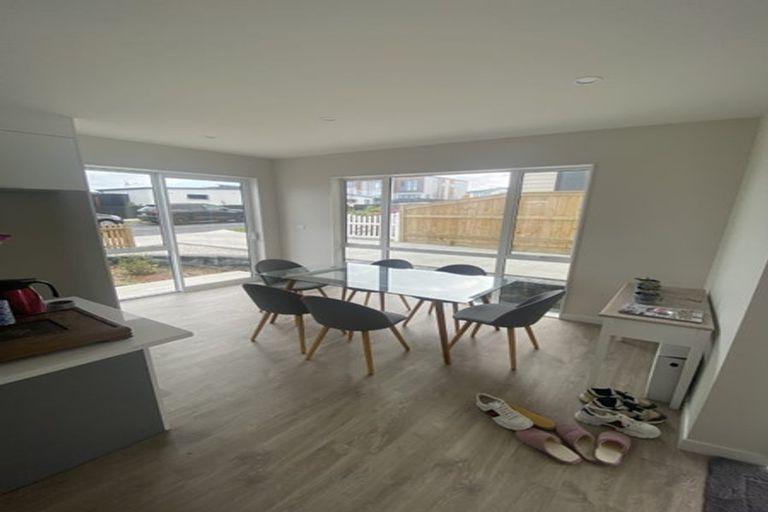 Photo of property in 18 Mardell Avenue, Hobsonville, Auckland, 0616