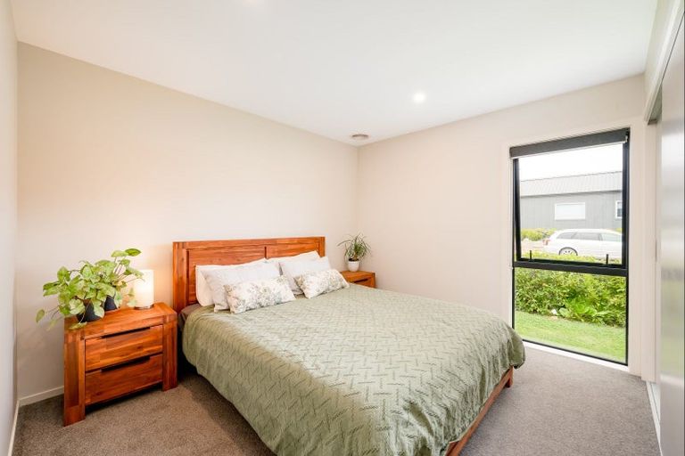 Photo of property in 14 Mount Burke Street, Wanaka, 9305