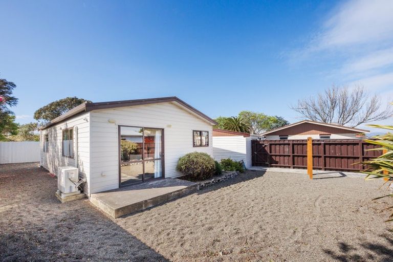 Photo of property in 49 Kaimanawa Street, Kelvin Grove, Palmerston North, 4414