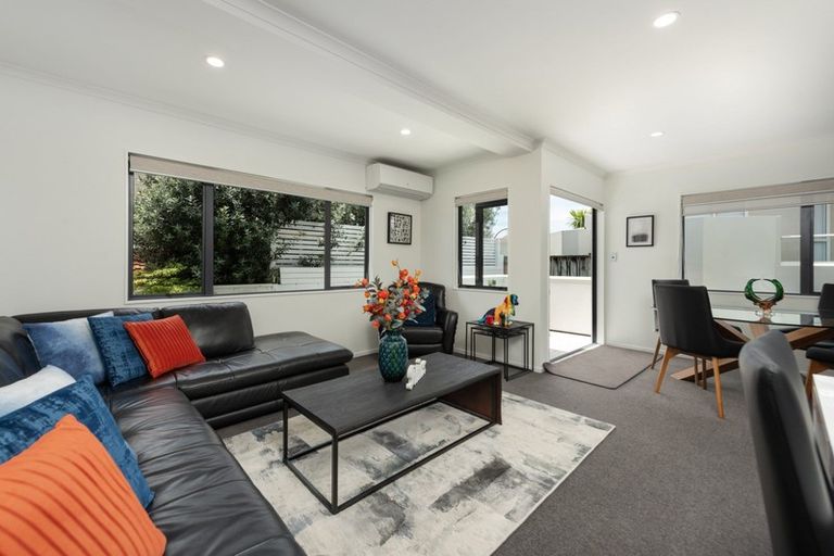 Photo of property in 4b Sunbrae Grove, Mount Maunganui, 3116