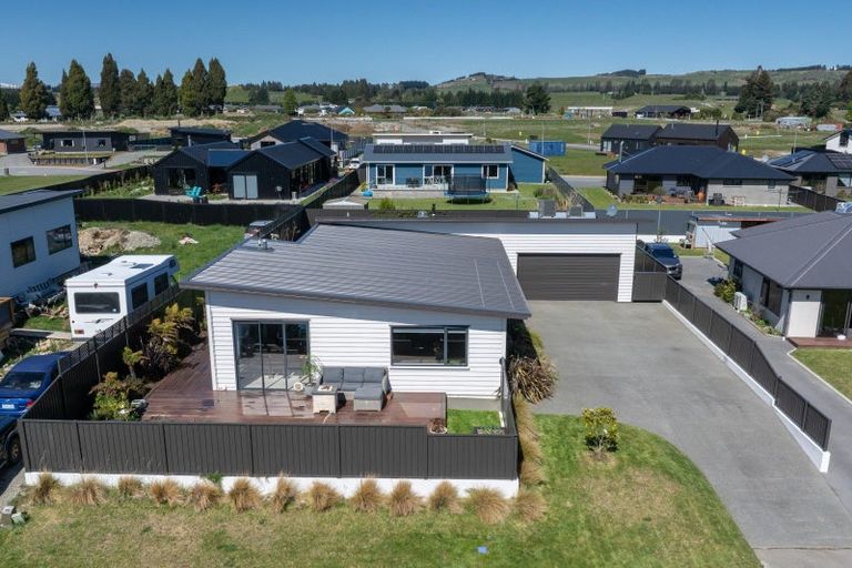 Photo of property in 28 Burnby Drive, Te Anau, 9679