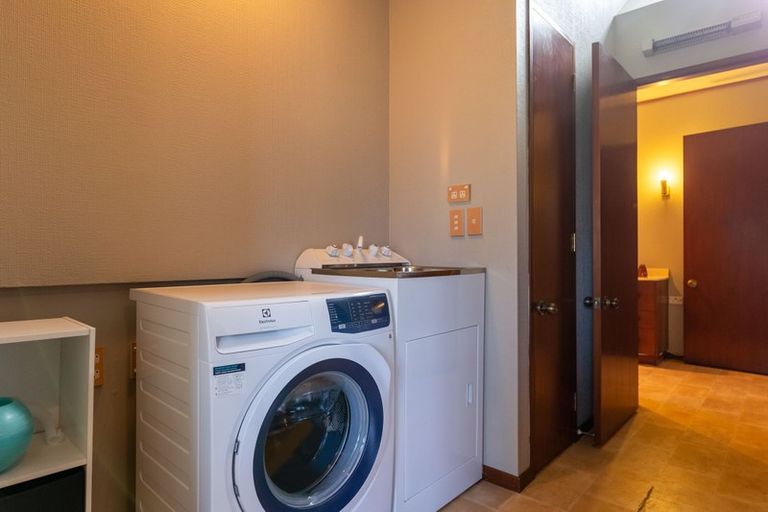 Photo of property in 2/4 Collingwood Street, The Wood, Nelson, 7010