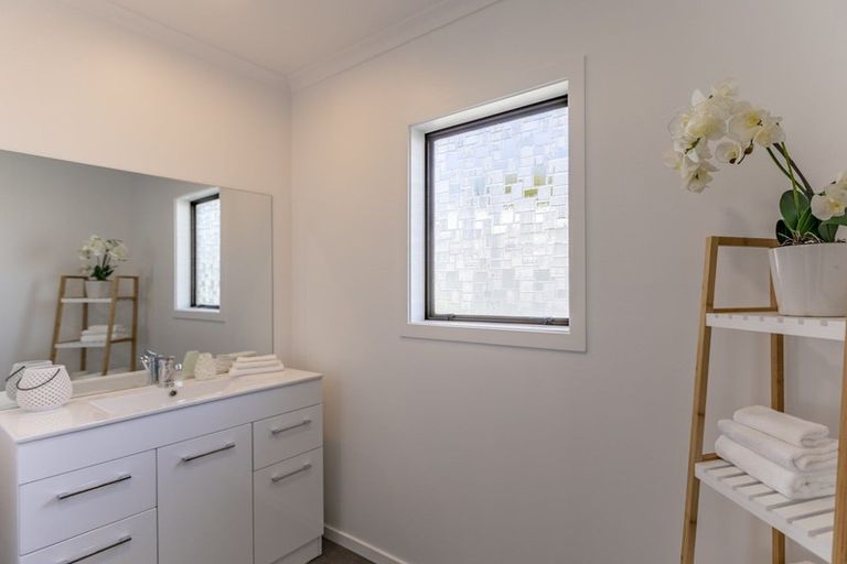 Photo of property in 19 Porritt Place, Waipukurau, 4200