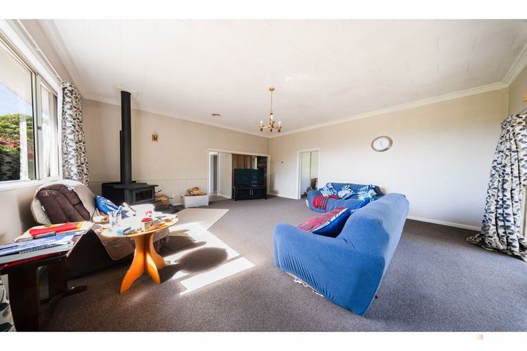 Photo of property in 1 James Street, Waimate, 7980