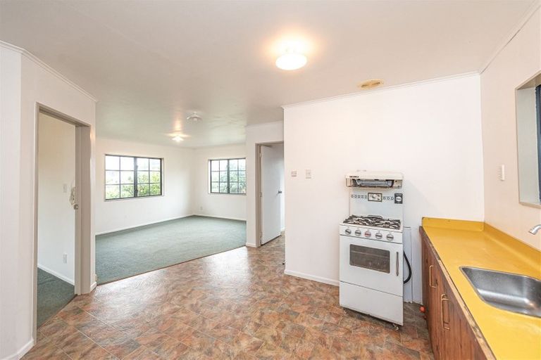 Photo of property in 49 Rangiora Street, Castlecliff, Whanganui, 4501