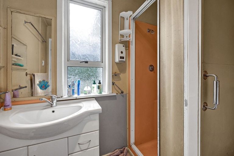 Photo of property in 36 Cutfield Road, New Plymouth, 4310