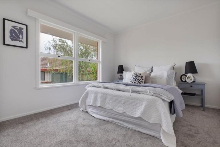Photo of property in 2/15 Brook Street, Milford, Auckland, 0620