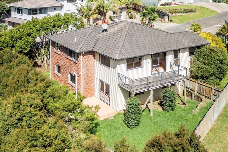 Photo of property in 106 George Deane Place, Greenhithe, Auckland, 0632