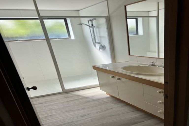 Photo of property in 4a-b Bank Street, Amberley, 7410