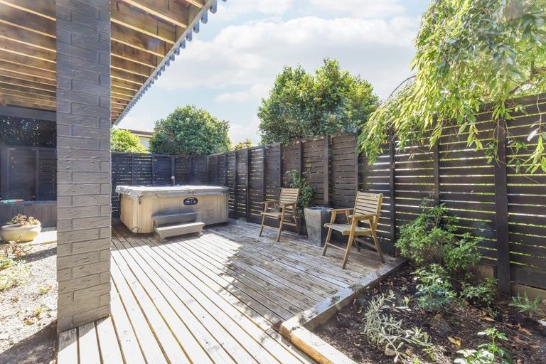 Photo of property in 19 Turners Road, Waikawa, Picton, 7220