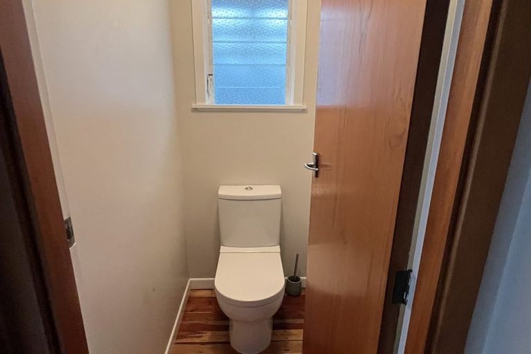 Photo of property in 38 Long Melford Road, Awapuni, Palmerston North, 4412