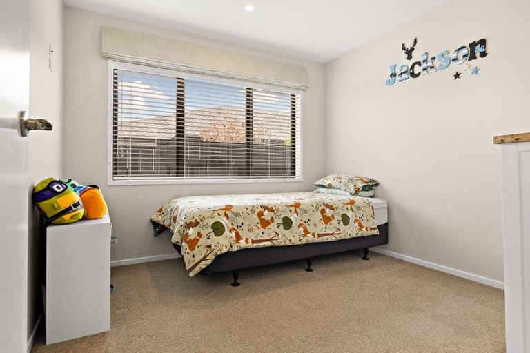 Photo of property in 60 Matua Road, Huapai, Kumeu, 0810