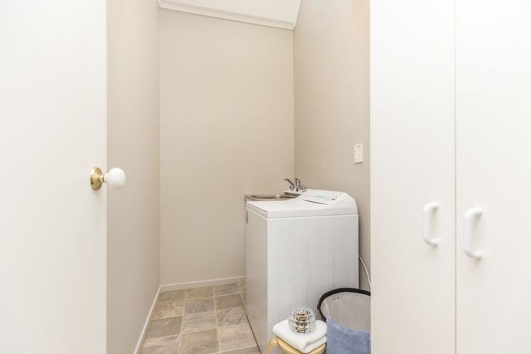 Photo of property in Main Road, Titahi Bay, Porirua, 5022